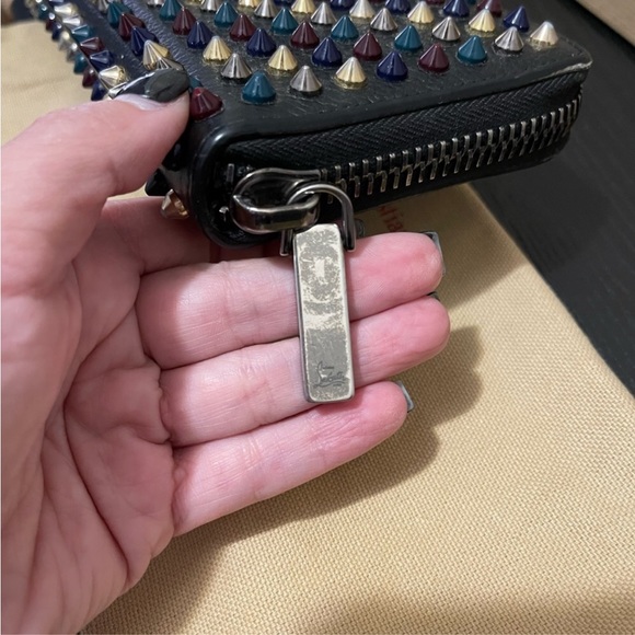 Full INCLUSION Christian Louibuton Panettone Calf Leather Zip around wallet - Picture 4 of 16